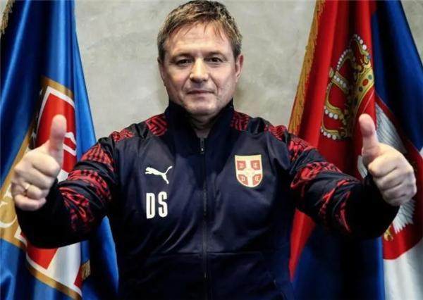 斯托率队击败C罗压哨进世界杯 4年前表态愿带国足