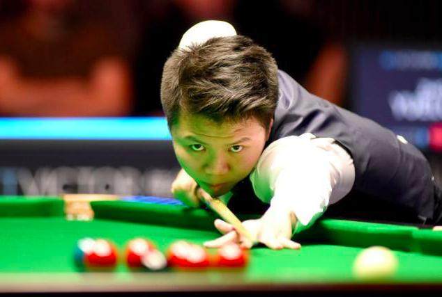 fb体育比分-世锦赛资格赛陈子凡逆转 周跃龙赢内战晋级决胜轮